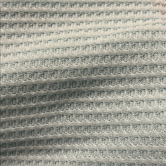 Light Blue Knotted Top Size Large - Picture 8 of 9